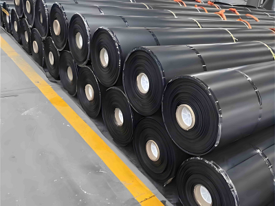 Why HDPE Geomembrana Is a Must-Have for Landfill Liners (Benefits & Installation Tips)