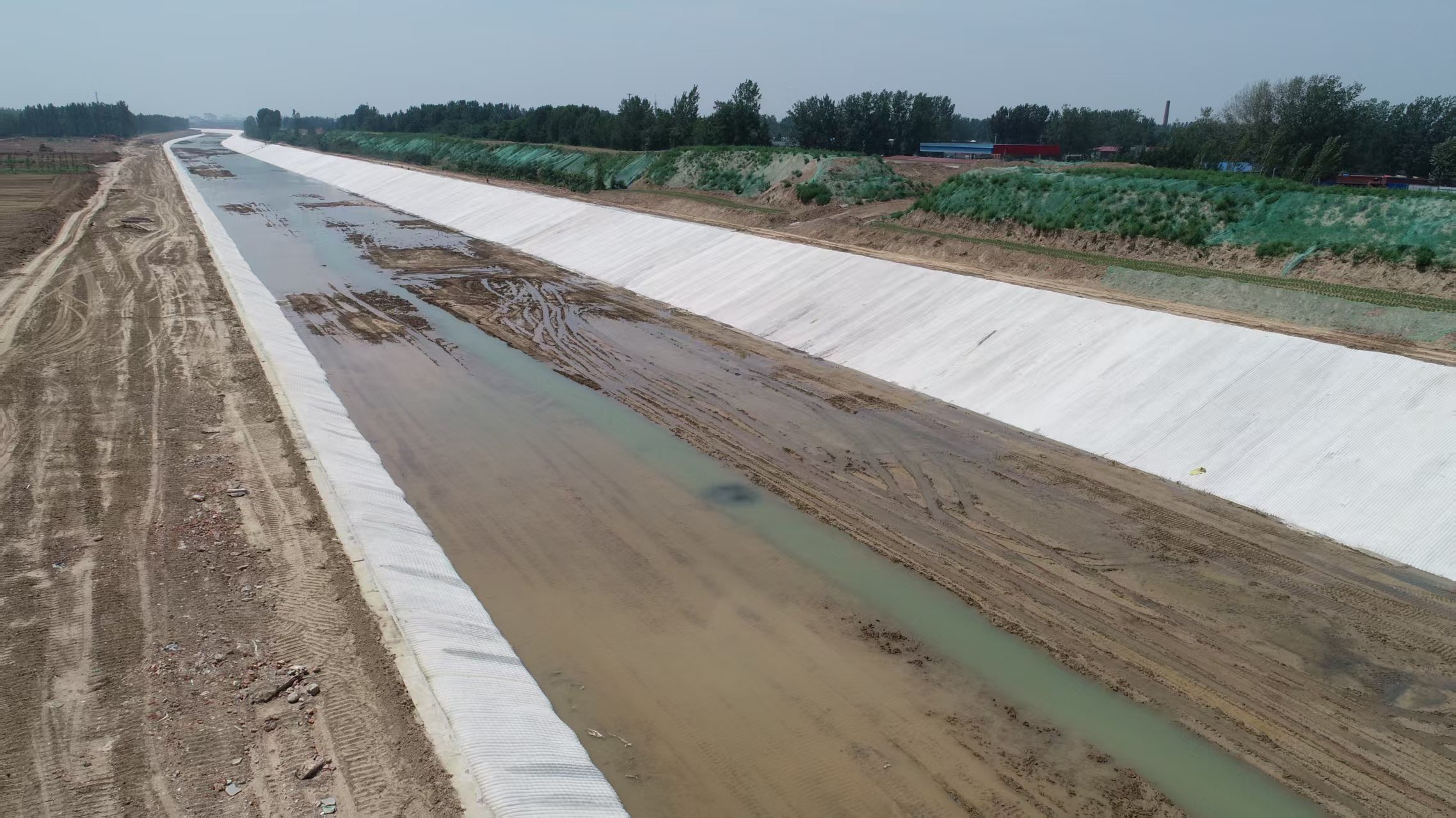 التكسية الأرضية المنسوجة